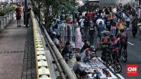 DKI Buka Peluang Izinkan PKL Jualan di Car Free Day