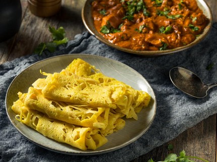 Resep: Roti Jala, Makin Nikmat dengan Kuah Kari