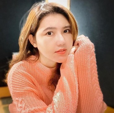 Mobil Milik Via Vallen Hangus Terbakar