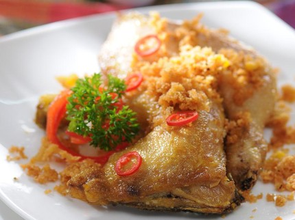 Resep Ayam Goreng Bumbu Lengkuas, Gurih dan Mudah Membuatnya