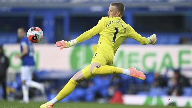 Kiper timnas Inggris Jordan Pickford masuk daftar algojo adu penalti lawan Jerman di babak 16 besar Euro 2020 (Euro 2021).