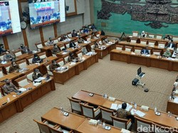 Sri Mulyani dan Suharso Rapat Bareng DPR Bahas Kerangka Anggaran 2021