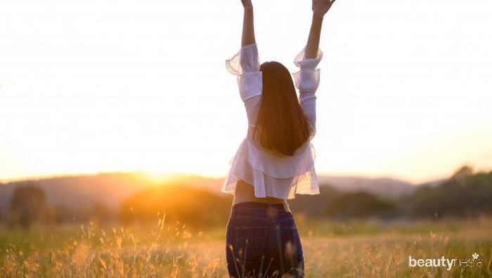 Nyebelin Tapi Ngangenin, Simak 5 Karakter Unik Wanita Golongan Darah B!