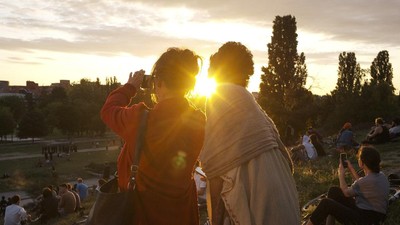 img-title 2 Hoaks dalam Viral Fenomena Solstis: Bencana dan Jadwal