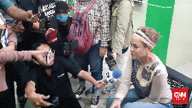 Nikita Mirzani Dituntut 6 Bulan Penjara Terkait Penganiayaan