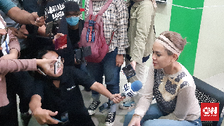 Nikita Mirzani Dituntut 6 Bulan Penjara Terkait Penganiayaan