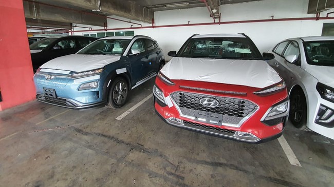 Hyundai mengklaim masih menjual mobil listrik Ioniq dan Kona di Indonesia, meski statusnya impor secara utuh atau CBU.
