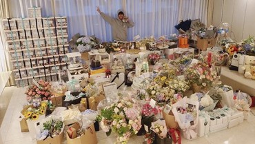 Lee Min Ho Kebanjiran Kado dan Kue di Ulang Tahun ke-34