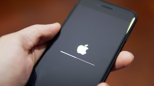 Laba Apple dilaporkan turun 11 persen pada kuartal II 2022 dibandingkan periode yang sama tahun lalu.