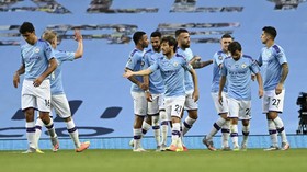 FOTO: Manchester City Pesta Lima Gol ke Gawang Burnley