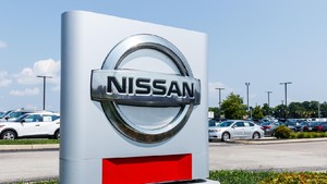 Nissan Recall 520 Ribu Unit X-Trail dan Serena Lawas Berisiko Terbakar