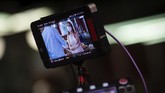 Industri Film di Spanyol Mulai Bangkit In this Thursday, June 18, 2020 photo, Spanish actress Ana Ruiz is seen wearing a face mask during a rehearsal at the