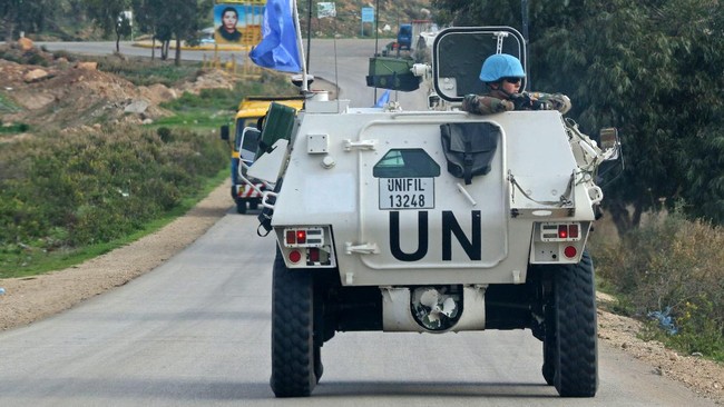 Sebanyak 90 anggota Pasukan Penjaga Perdamaian Perserikatan Bangsa-Bangsa di Libanon (UNIFIL) dilaporkan terjangkit Covid-19.