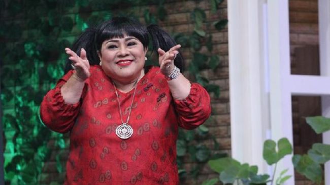 Nunung membeberkan bahwa ia positif kanker payudara stadium 1, hampir masuk stadium 2.