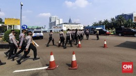 1.000 Aparat Kawal Demo FPI Cs Tolak RUU HIP di Gedung DPR