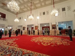 Jokowi Lantik Dewan Pimpinan Pusat-Dewan Pertimbangan Pusat LVRI