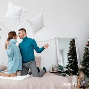 6 Tips Bikin Pasangan Betah di Ranjang