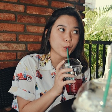 8 Foto Zidny Lathifa, Perempuan Penakluk Hati Iqbaal Ramadhan