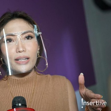 Kepergok Buang-buang Uang, Ayu Dewi Habis Kena Omelan Suami