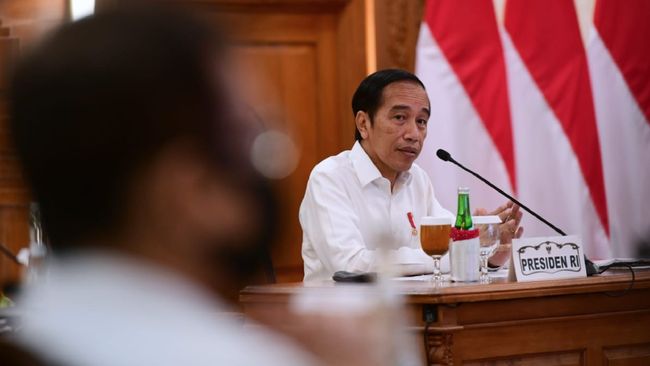 Jokowi ke Pedagang Rumahan: Insyaallah Omzet Agustus Naik