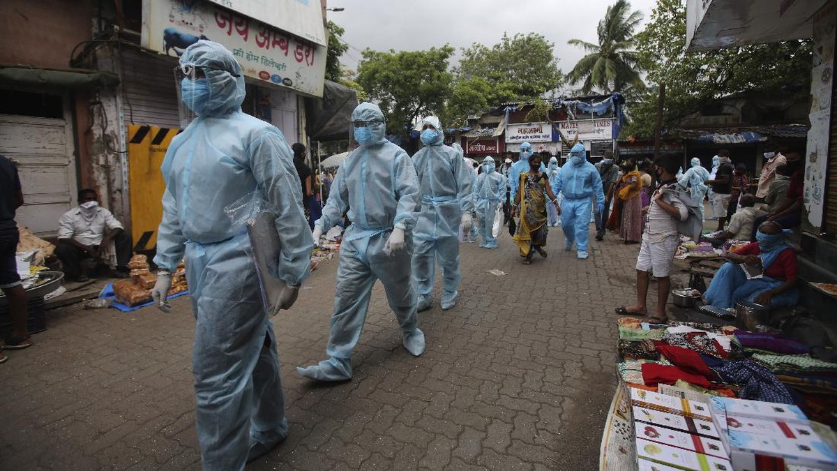 FOTO: Kasus Infeksi Virus Corona di India Terus Melonjak