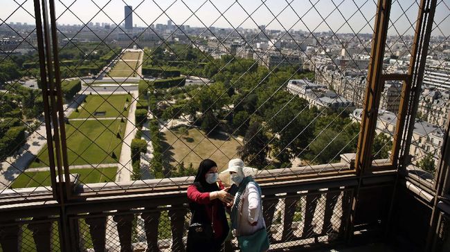Menara Eiffel akan dibuka kembali pada 16 Juli 2021 setelah beberapa bulan ditutup karena pandemi virus Corona.