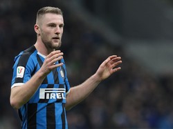 Milan Skriniar Positif COVID-19, Terancam Absen di Derby Milan