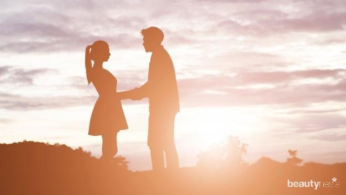 8 Tanda Pasangan Tak Memahamimu, Sekalipun Dia Mencintaimu!