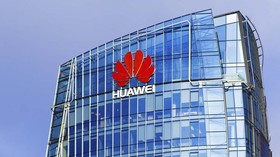 Huawei Smart Band 7 Setara Smartwatch, Apple Watch 8 Deteksi Demam