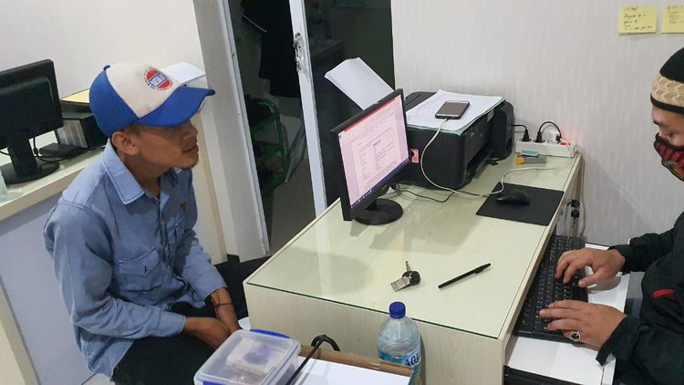 Ini Sosok Pedagang di Kembangan yang Ludahi Bakso Cuanki