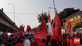 Survei SMRC: Dukungan Kelompok Pemilih Kritis ke PDIP Alami Penurunan