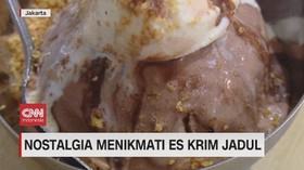 VIDEO: Nostalgia Menikmati Es Krim Jadul