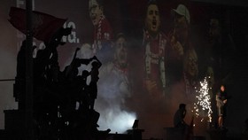 FOTO: Ribuan Suporter Liverpool Rayakan Gelar di Anfield