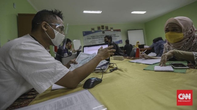 Untuk dapat mengajukan pendaftaran, pastikan calon peserta didik sudah memenuhi syarat PPDB SMK DKI Jakarta 2022.