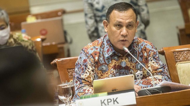 Anggota Komisi III DPR Cecar Firli soal Indeks Korupsi RI Anjlok Komisi Pemberantasan Korupsi (KPK) dicecar soal penurunan indeks persepsi korupsi (IPK) dalam rapat dengar pendapat di Komisi III DPR, Kamis (9/2).