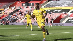 Hasil Liga Inggris: Kiper Southampton Blunder, Arsenal Menang