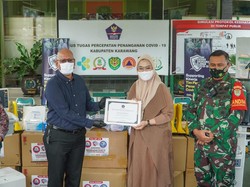 Bantu Tekan Penyebaran Corona, Sampoerna Sumbang Alkes ke Karawang