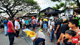 Jokowi Soroti Pengambilan Paksa Jenazah Corona