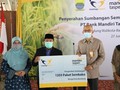 Bank Mantap Bagikan Ribuan Sembako untuk Lansia di Bandung