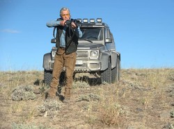 Michael Douglas Nikmati Jadi Villain dalam Beyond The Reach