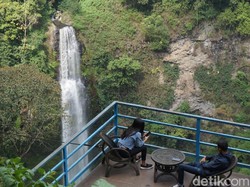 Dua Pekan Dibuka, Curug Cimahi Masih Sepi Pengunjung