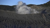 JELANG PEMBUKAAN WISATA GUNUNG BROMO Suasana sepi Gunung Bromo di Probolinggo, Jawa Timur, Sabtu (27/6/2020). Pembukaan kawasan wisata Gunung Bromo di era normal baru ini menunggu rekomendasi Gugus Tugas COVID-19 terkait penerapan protokol kesehatan untuk kawasan wisata. ANTARA FOTO/Zabur Karuru/hp.