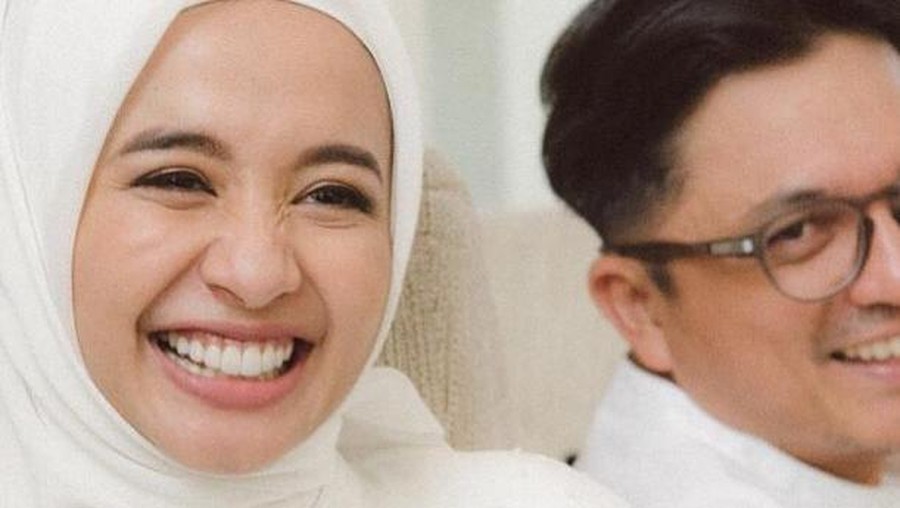 Laudya Cynthia Bella dan Engku Emran Laudya Cynthia Bella dan Engku Emran
