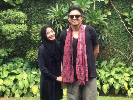 Laudya Cynthia Bella Umumkan Perceraian, Engku Emran Posting Duren