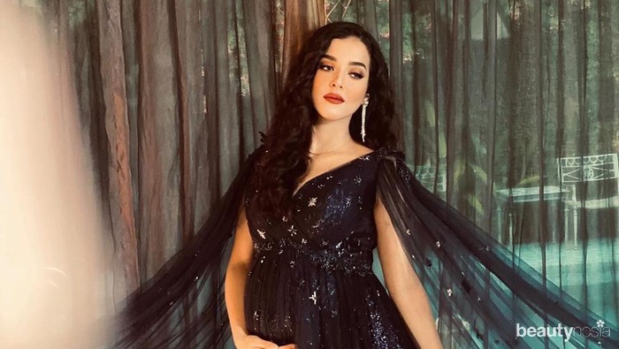 Kepoin Yuk Penghasilan Fantastis Beauty Vlogger Tasya Farasya!