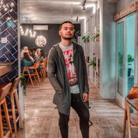 Reza SMASH Sering Nongkrong di Kafe Kekinian, Ini Buktinya