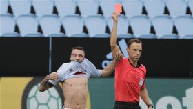 Insiden Lucu Kartu Merah Aspas Usai Cetak Gol Lawan Barcelona