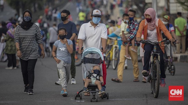 Laporan baru kasus COVID-19 DKI Jakarta melonjak drastis selama tujuh hari terakhir, sebagian banyak tercatat saat libur panjang akhir pekan.