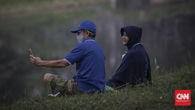 FOTO: Tumpah Ruah Warga di Car Free Day