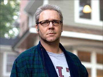 Russell Crowe Turun 28 Kilogram Setelah Stop Alkohol, Kini Tampil Lebih Bugar